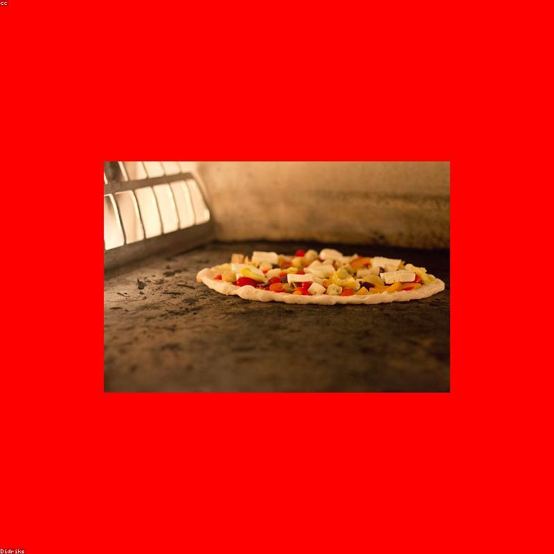 Pizza aus dem Steinofen