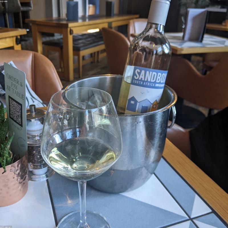 Italienische und spanische Weine